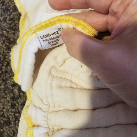 Cloth eez prefold and work horse diapers - Picture 2 of 7